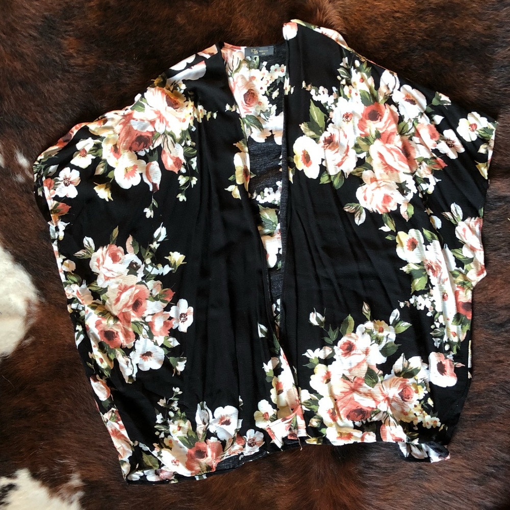 Floral kimono